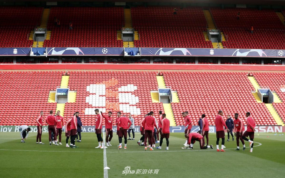 巴萨备战利物浦 梅西又干这事了