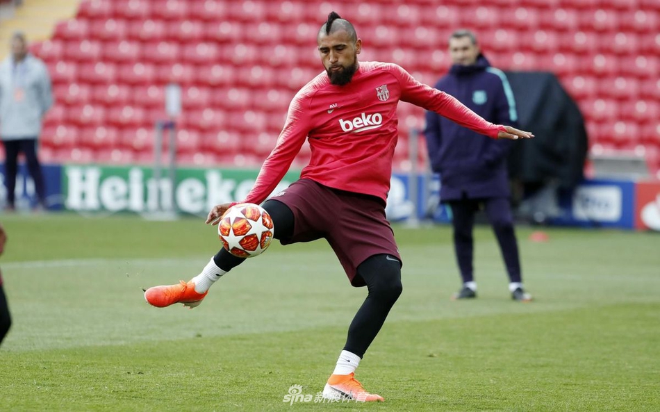 巴萨备战利物浦 梅西又干这事了