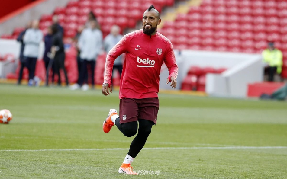 巴萨备战利物浦 梅西又干这事了