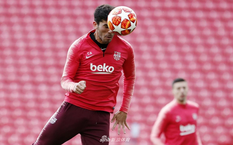 巴萨备战利物浦 梅西又干这事了