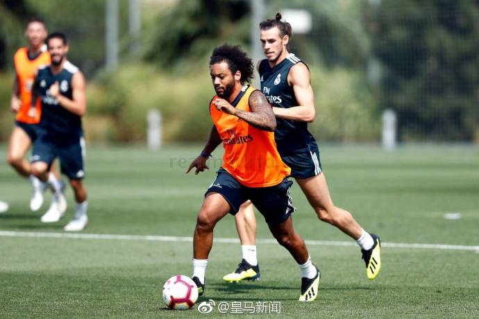 皇马全队训练备战西甲比赛