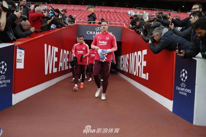 巴萨备战利物浦 梅西又干这事了