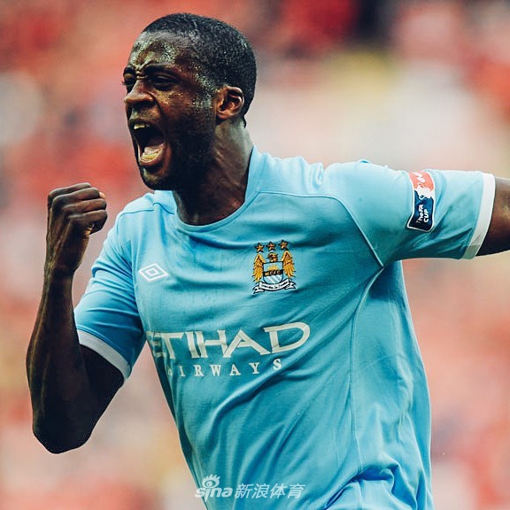 曼城官方回顾过往10年:神奇逆转+100分夺冠