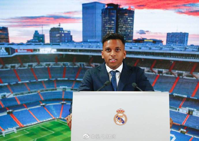 皇马又一强援亮相！银河战舰要起航啦
