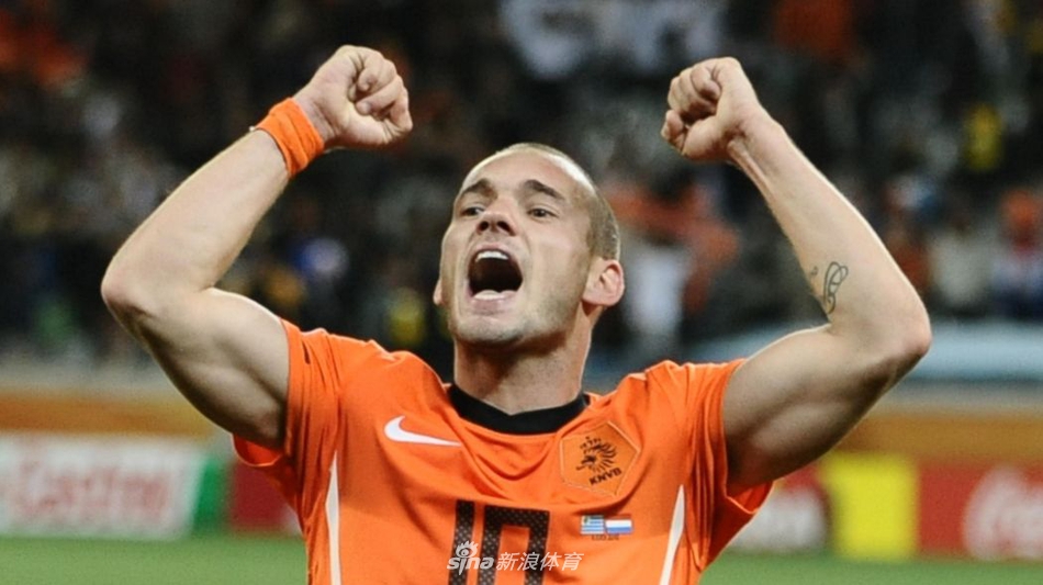 斯内德全年数据：14球19助攻