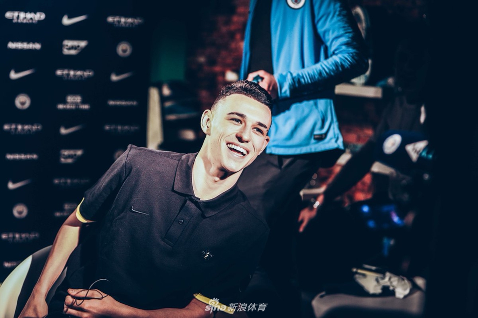 他的未来是蓝色的！曼城官方宣布同妖星续约6年