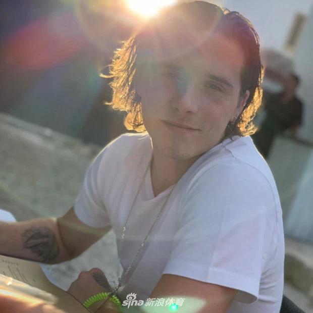 壕!小贝全家一顿BBQ花了4万人民币