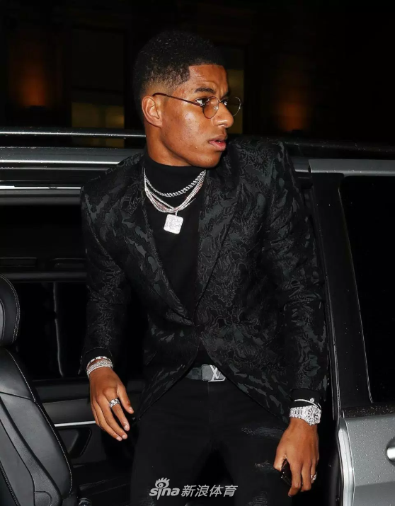 大腕云集！曼联大将召开个人服装品牌发布会