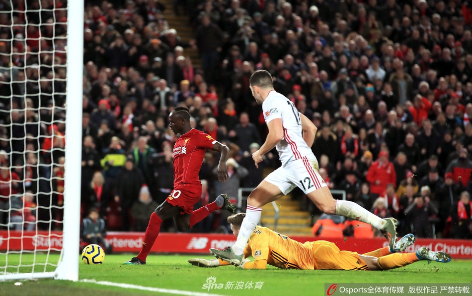 英超-萨拉赫马内进球 利物浦2-0