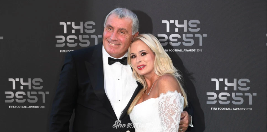 21岁的年龄差距啊