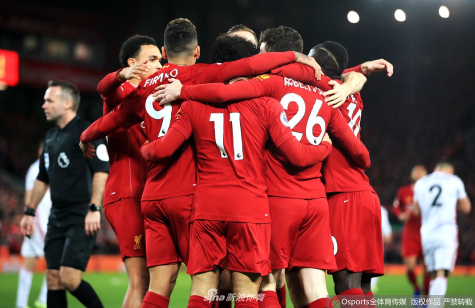 英超-萨拉赫马内进球 利物浦2-0