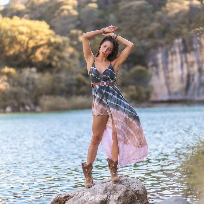 拉莫斯太有福气！妻子身材美爆