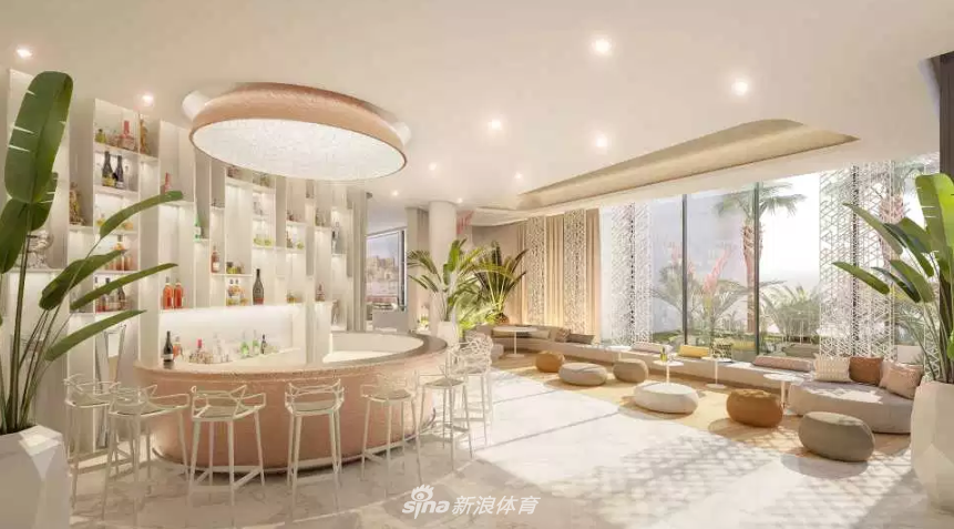 总裁C罗变身建筑工！头戴安全帽皮肤黝黑