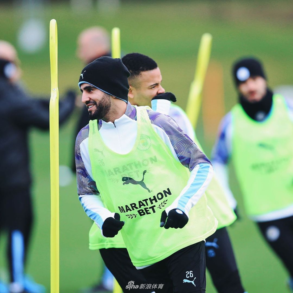 还不放假?曼城圣诞节仍在训练