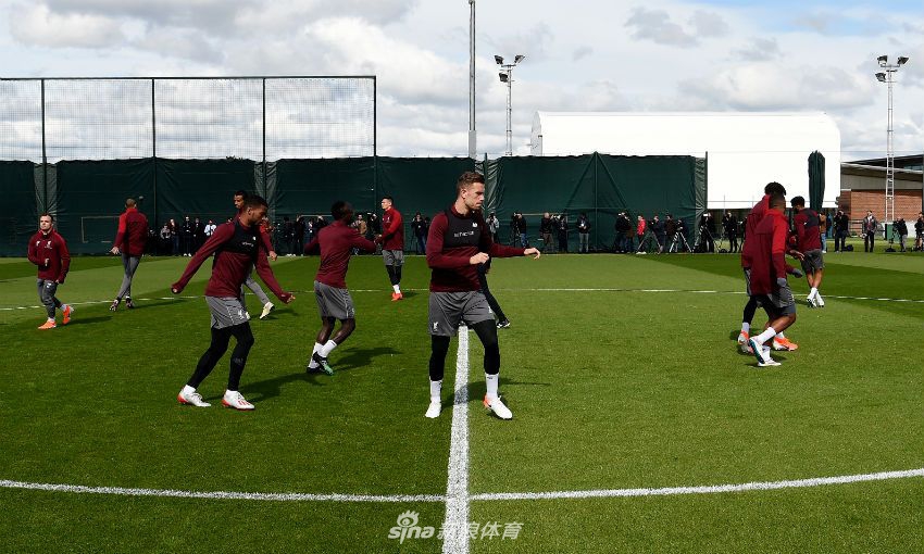 利物浦备战巴萨 缺兵少将渣叔有点烦