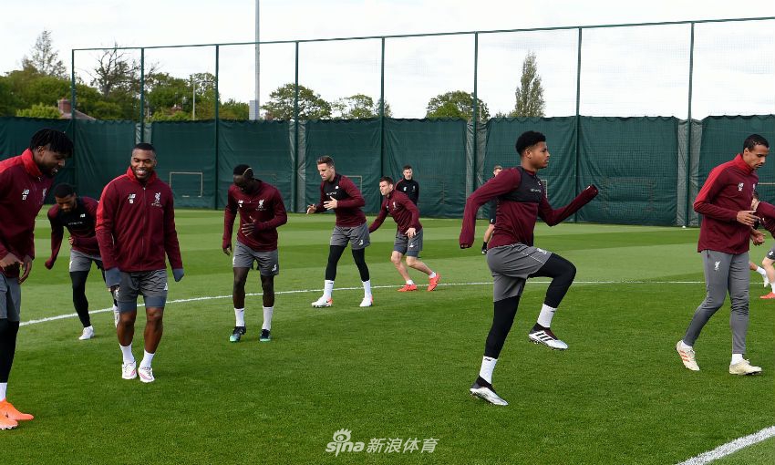 利物浦备战巴萨 缺兵少将渣叔有点烦