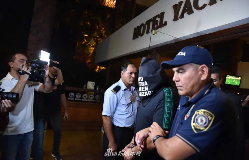 小罗因护照造假遭到逮捕