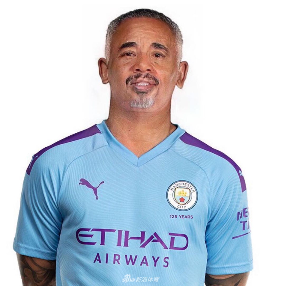 当曼城众将也变成老人模样