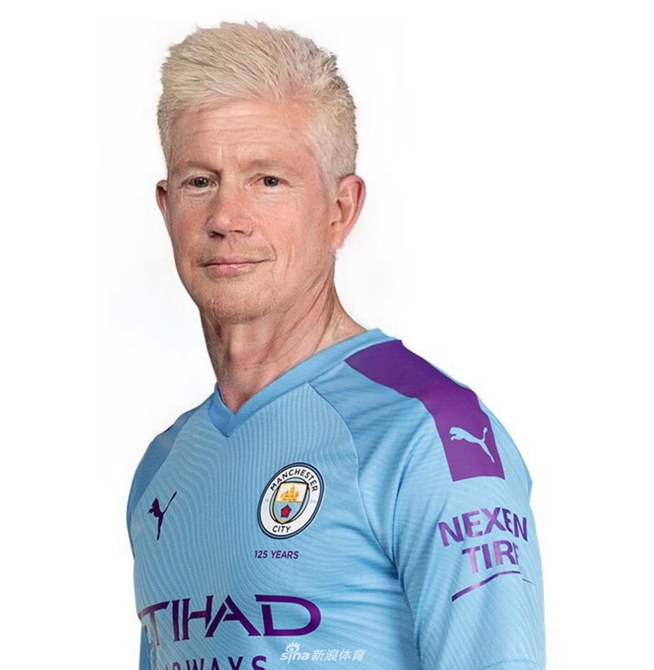 当曼城众将也变成老人模样