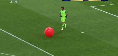 笑喷！2018年足坛那些搞笑瞬间