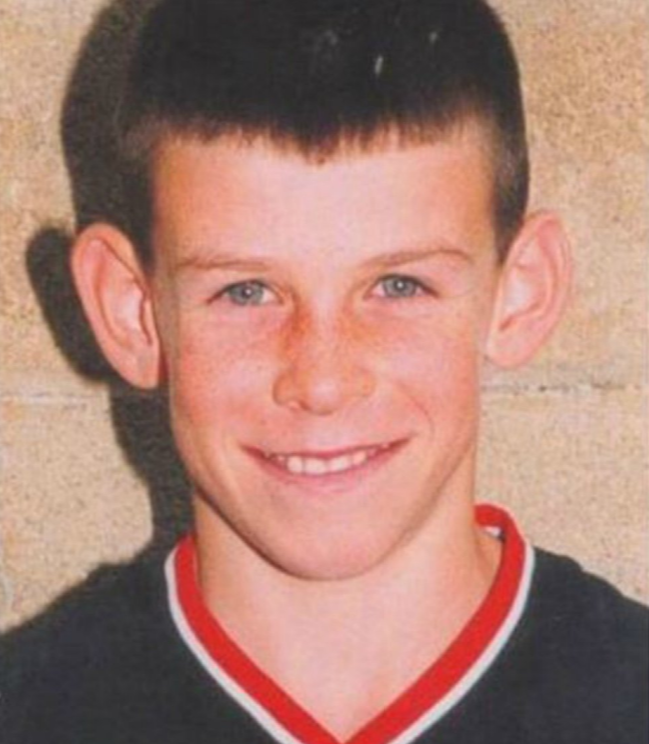 如此青涩的贝尔你见过吗？