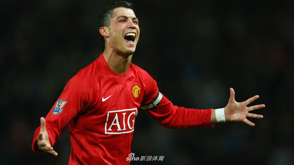 右边锋：C罗