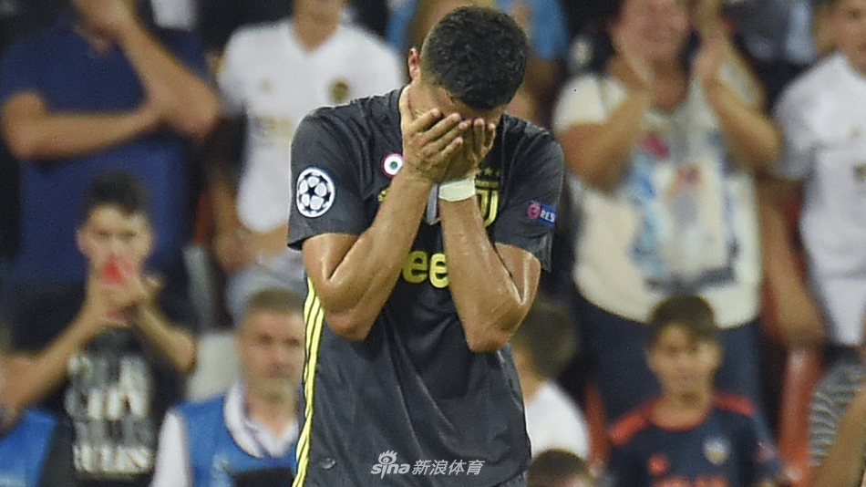 壕！C罗送尤文每人一台iMac 背后原因有点心酸