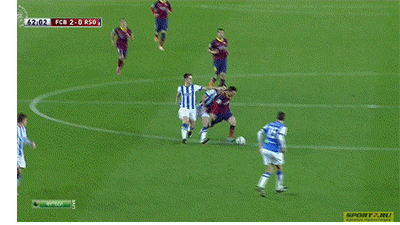 扯裤锁喉+抱摔！足坛那些“神”级防守