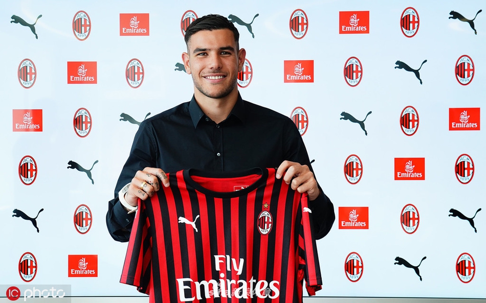 亮相！皇马妖人正式加盟AC米兰