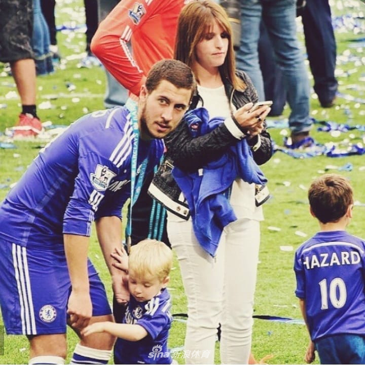 青梅竹马！阿扎尔唯一爱的女人