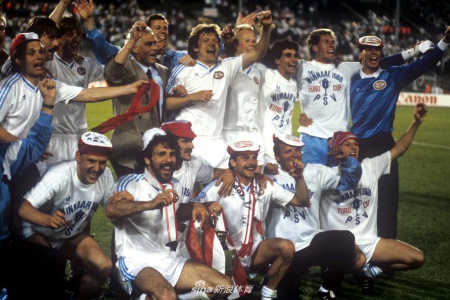 埃因霍温（1988年）