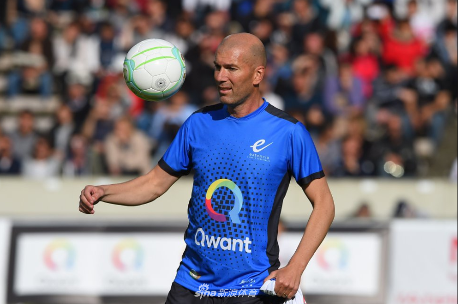 温格马赛回旋过掉齐达内？球场面对面PK