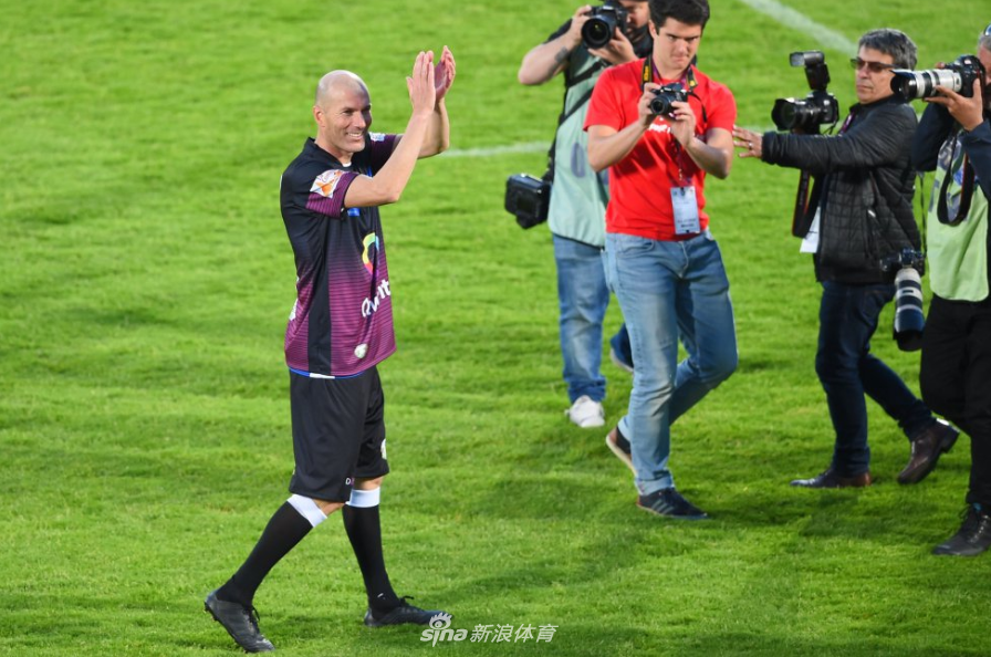 温格马赛回旋过掉齐达内？球场面对面PK