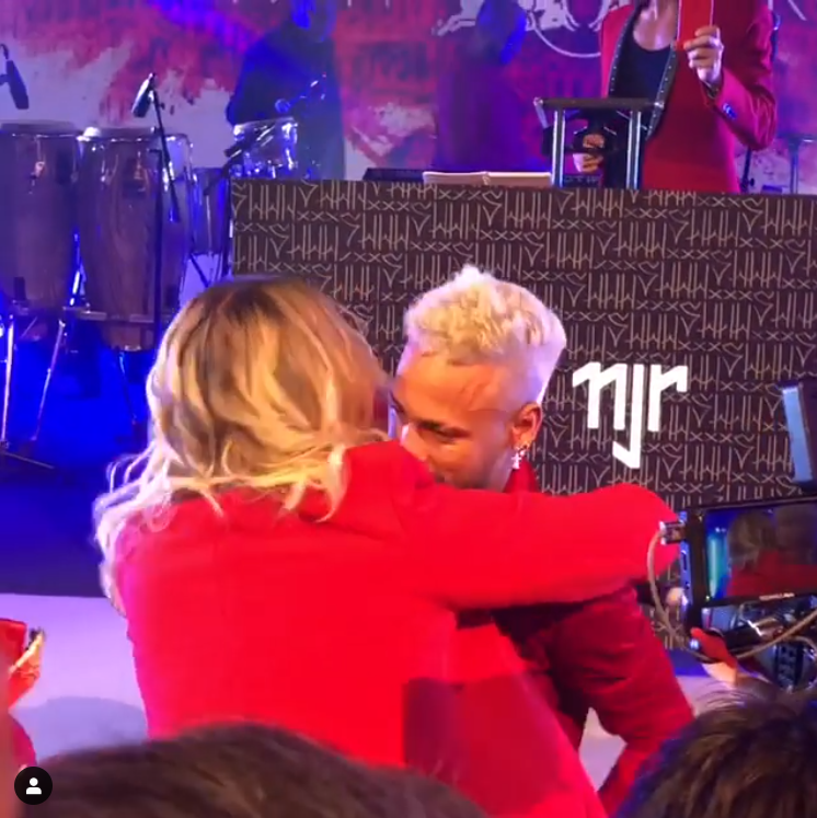 新女友？俄罗斯超模自曝和内马尔关系不一般