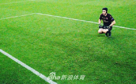 心疼切赫！最后一战泪洒赛场 二十年的青春啊…