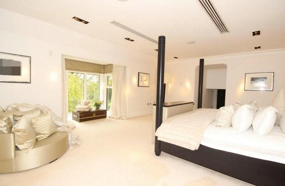 吉格斯出售350万镑豪宅！影院泳池极尽奢华