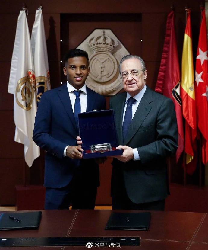 皇马又一强援亮相！银河战舰要起航啦