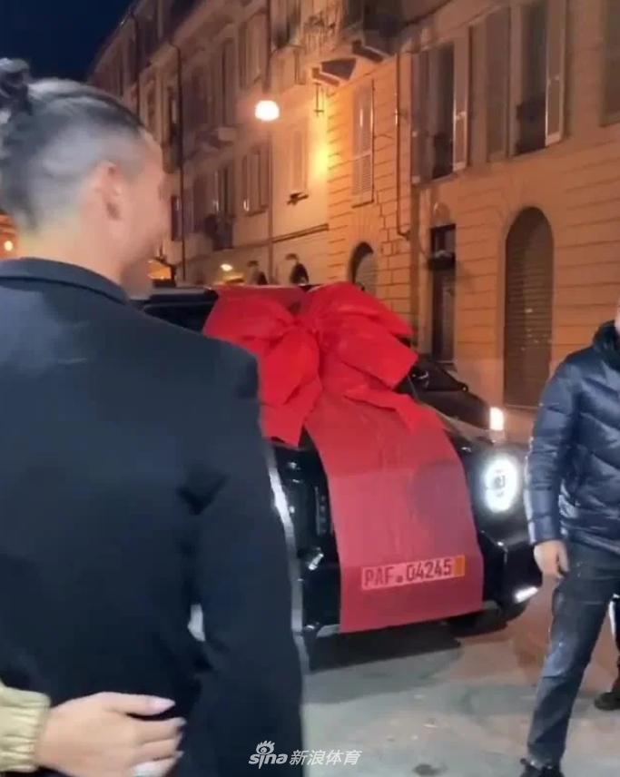 奔驰巴博斯G-Wagon