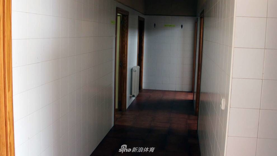 皇马国王杯对手主场堪比大学操场