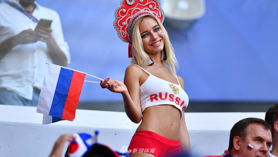 最美女球迷！天使面容魔鬼身材 看完你能hold住吗？