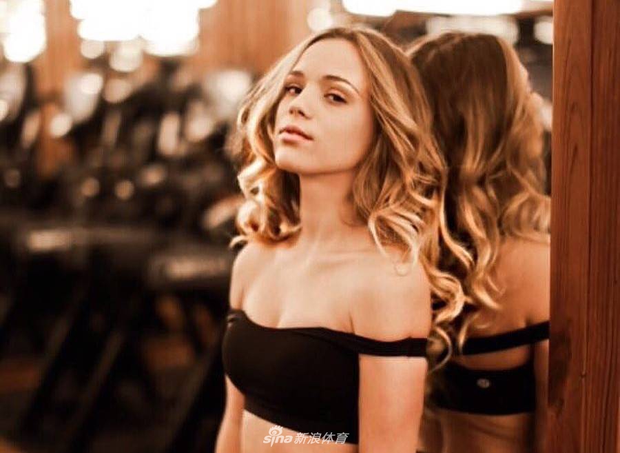 欧洲妖星女友美绝！酥胸翘臀大长腿