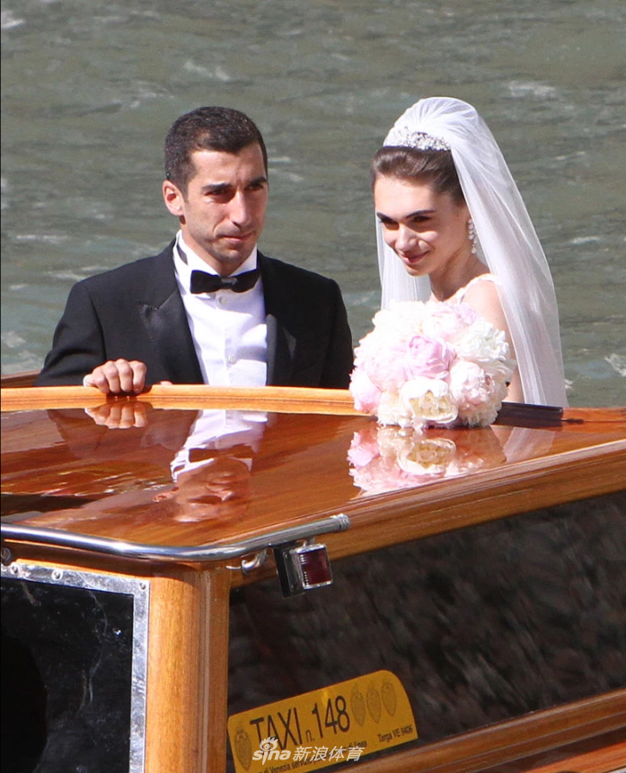 阿森纳名将大婚！这娇妻美似仙女