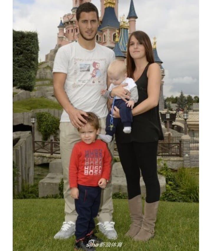 青梅竹马！阿扎尔唯一爱的女人