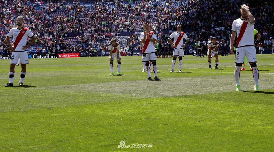 巴列卡诺不幸降级