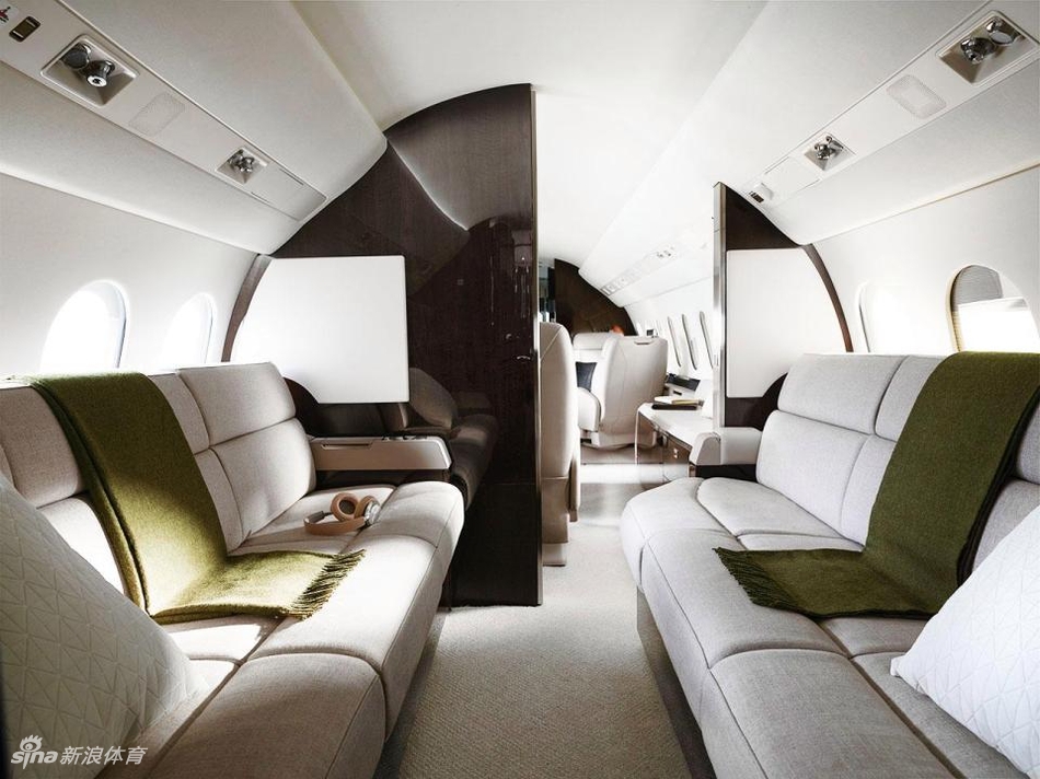 专机内部