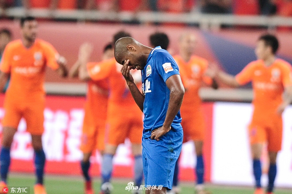 里卡多黯然神伤