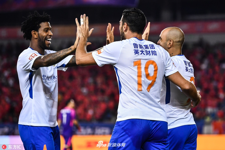 塔尔德利和佩莱分别建功