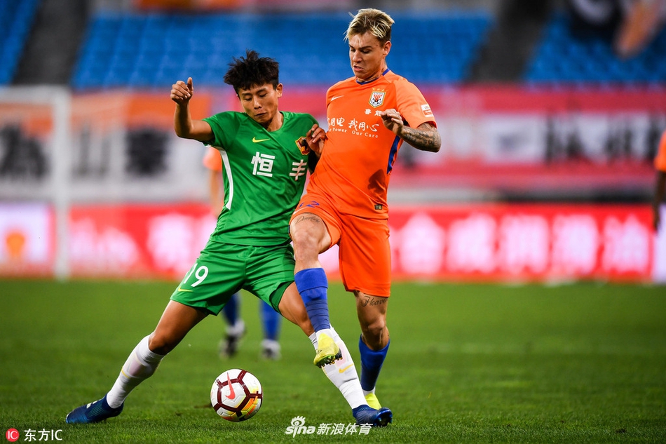 格德斯在比赛中