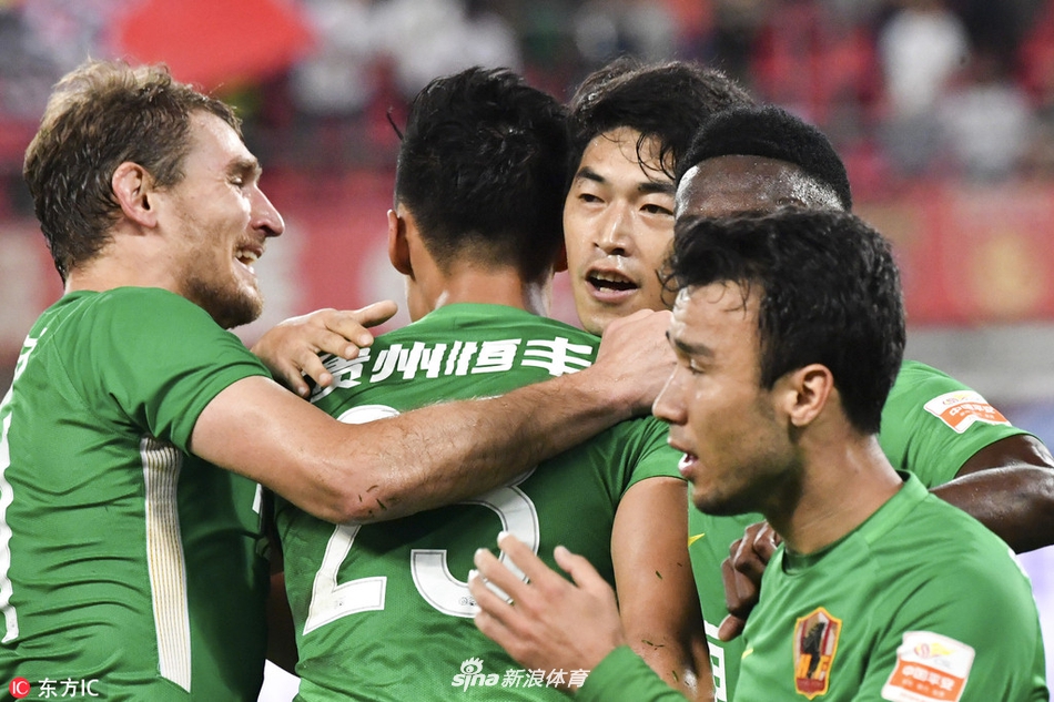 漂亮的团队配合