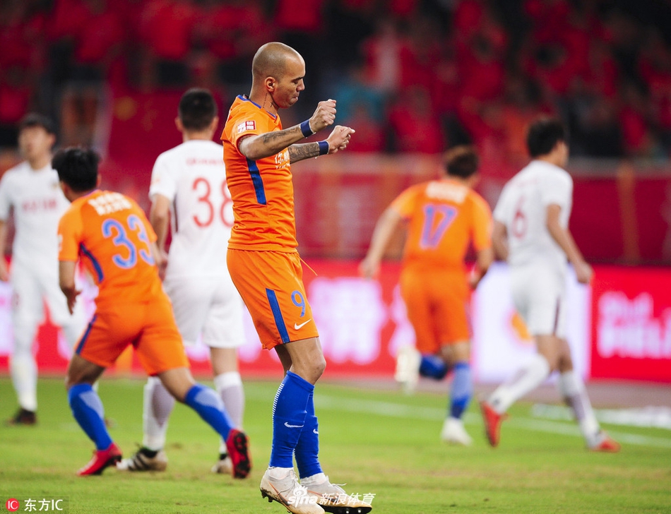 塔尔德利在比赛中